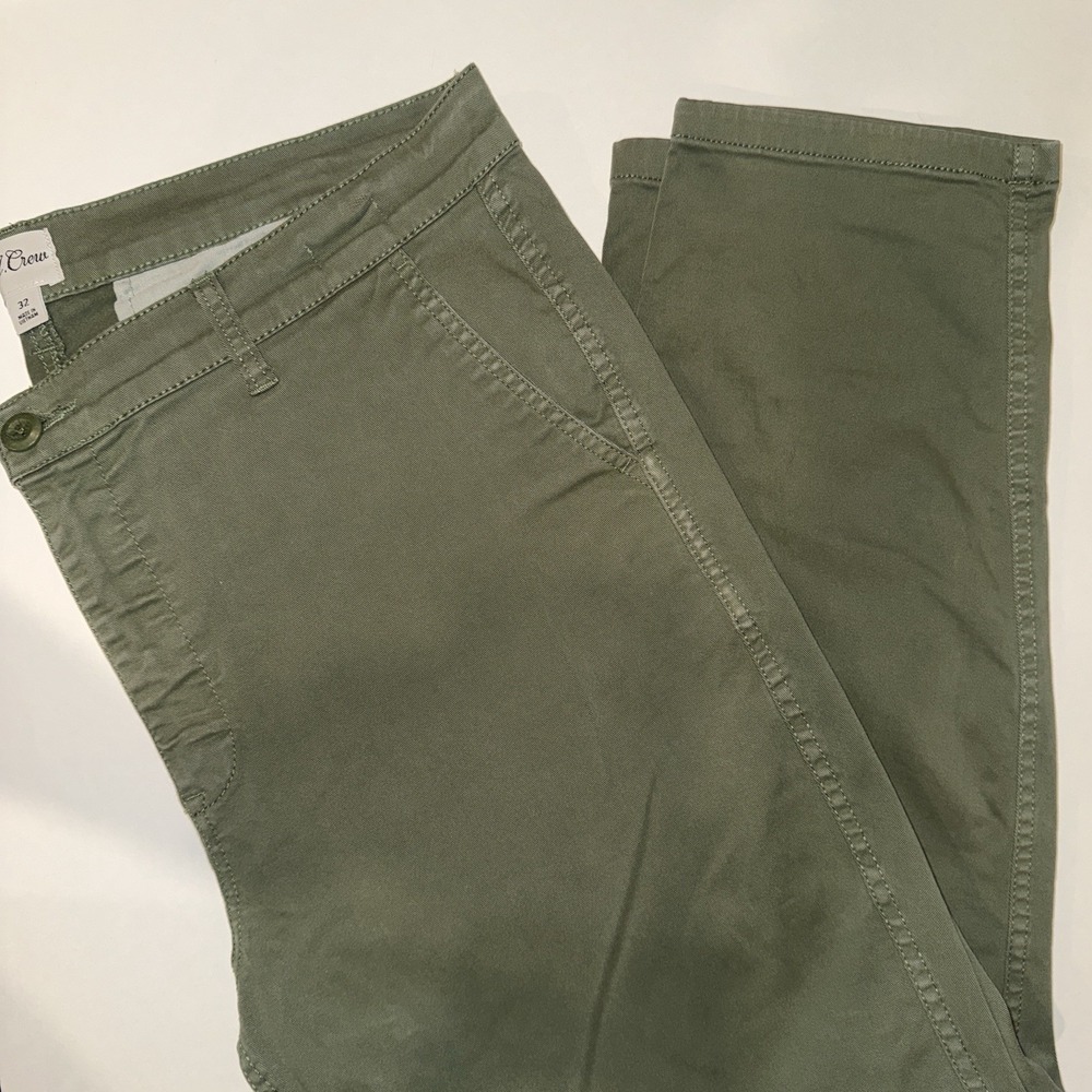 J. Crew Women's Re-Imagined Vintage Slim-Straight Chino Pants Olive Green 32